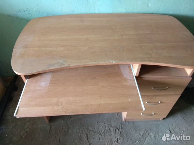 Компьютерный стол