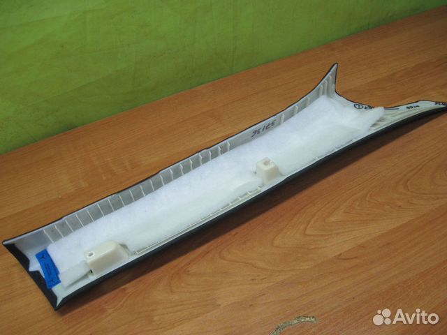 Обшивка стойки кузова А Mercedes W166 Мерседес 166 Обшивка стойки кузова А Mercedes W166 Мерседес 166