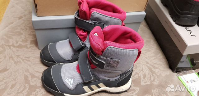 Зимние ботинки adidas р.33 Зимние ботинки adidas р.33
