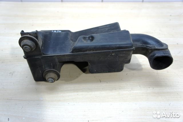 Корпус воздушного фильтра 8200176558 Renault Megan