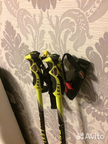 Ski poles