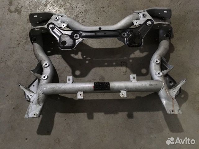 Передний подрамник Mercedes-Benz E-Class W212 Передний подрамник Mercedes-Benz E-Class W212