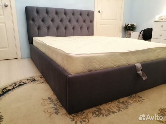 Кровать с матрасом Кровать с матрасом