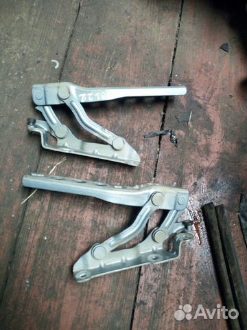 Петля капота Шкода Октавия а5