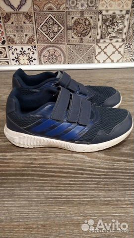 Кроссовки Adidas