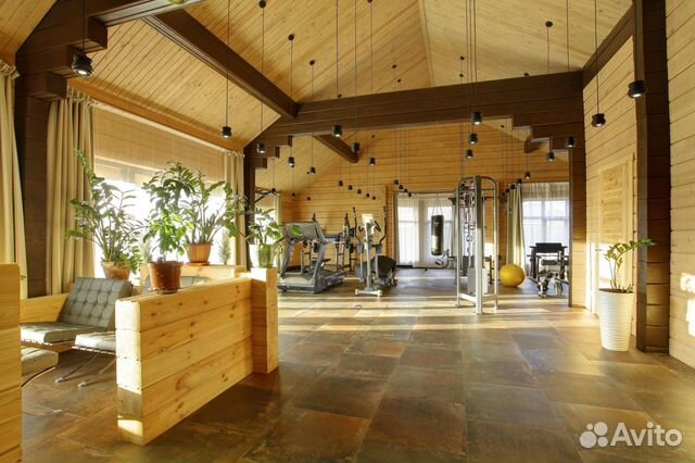 Дом 500 м² на участке 30.5 сот.