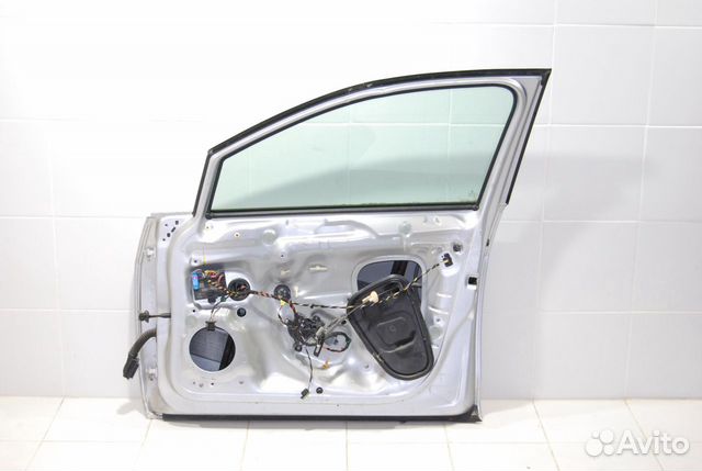 Дверь правая в сборе Volkswagen Golf 7 2012-2020 Дверь правая в сборе Volkswagen Golf 7 2012-2020