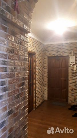 2-к квартира, 69 м², 3/3 эт.