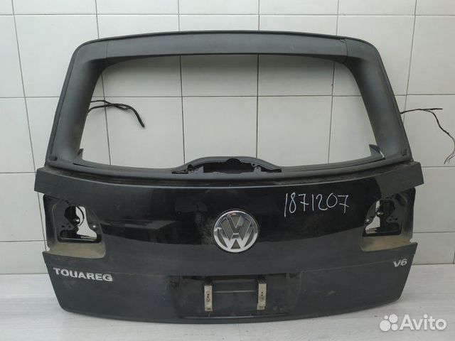 Крышка багажника 7L6827025AR VW Touareg 2002-2010 Крышка багажника 7L6827025AR VW Touareg 2002-2010