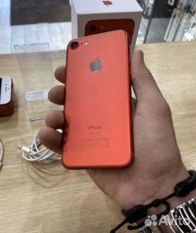Телефон iPhone Red Product/32 гб/С гарантией