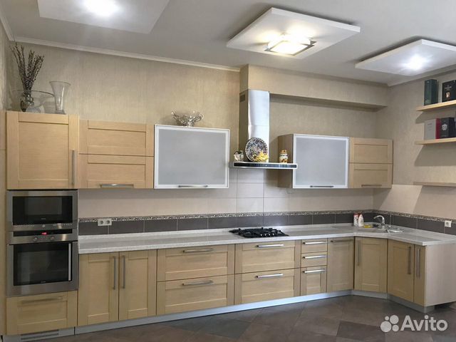 Дом 270 м² на участке 4 сот.