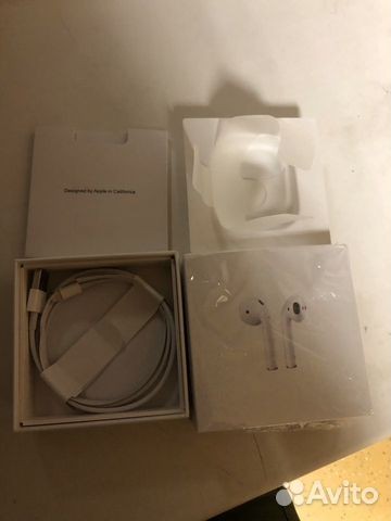 AirPods 2 AirPods 2