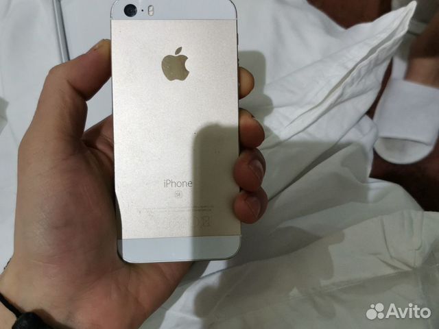Продам iPhone se 16gb gold