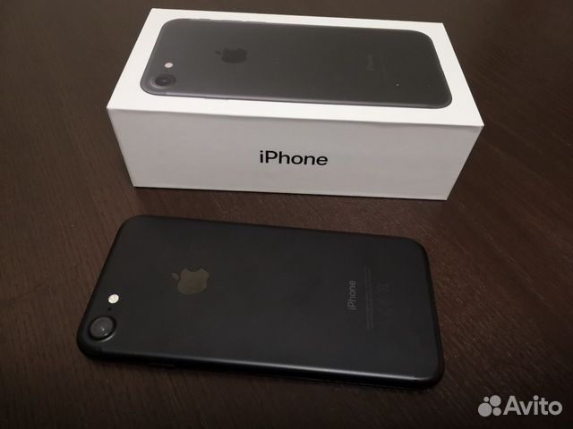 Телефон iPhone 7 32Gb black Телефон iPhone 7 32Gb black