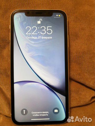 Телефон iPhone