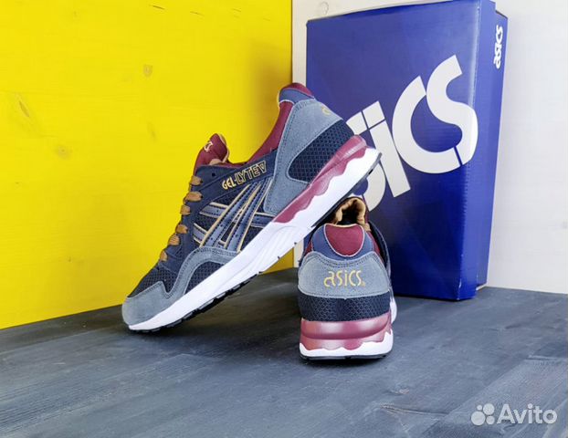 Asics кроссовки новые мужские цветные