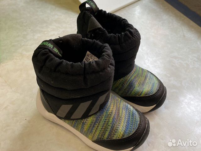 Adidas Детские демисезонные сапожки р 22 Adidas Детские демисезонные сапожки р 22
