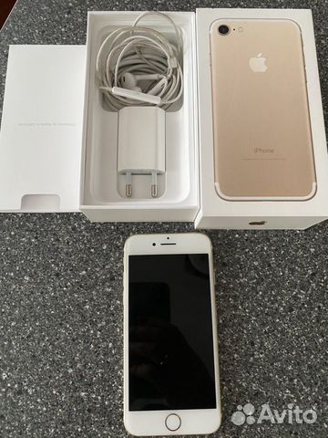 Телефон iPhone 7, Gold, 32 gb