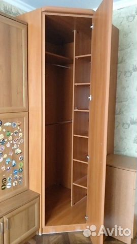 Шкаф угловой