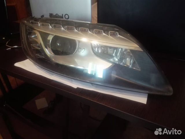Audi q7 4l фара правая