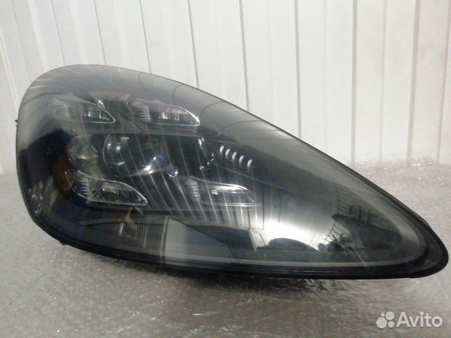 Фара full LED передняя правая Porsche Cayenne 3 Фара full LED передняя правая Porsche Cayenne 3