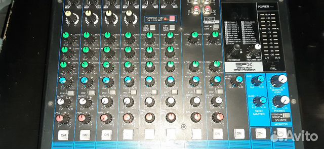 Продам Микшерный пульт Yamaha mg12xu Продам Микшерный пульт Yamaha mg12xu
