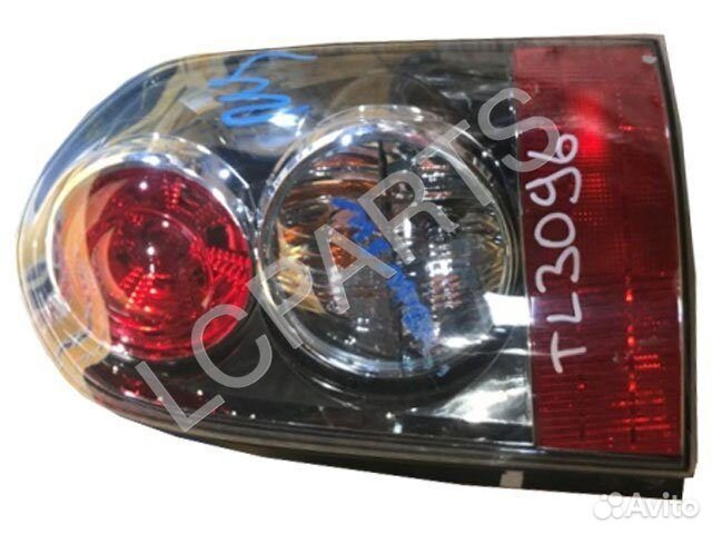 Фонарь задний правый Mazda MPV