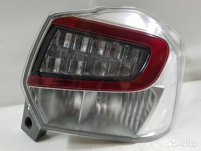 Фонарь задний правый Subaru Xv