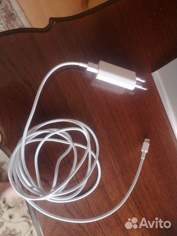 Зарядное устройство для iPhone, iPad, MacBook,AirP Зарядное устройство для iPhone, iPad, MacBook,AirP