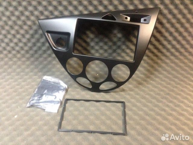 Переходная рамка 2din Ford Focus 1998+ черная Переходная рамка 2din Ford Focus 1998+ черная