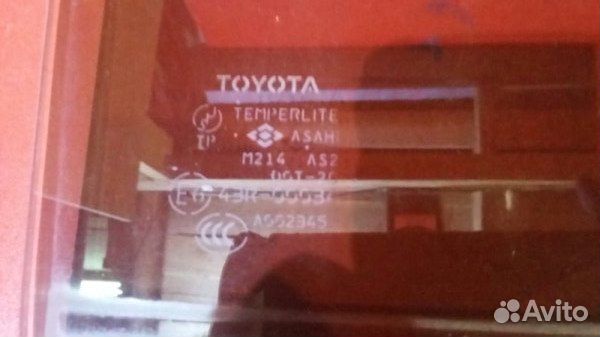 Стекло заднее правое Toyota Land Cruiser FZJ100