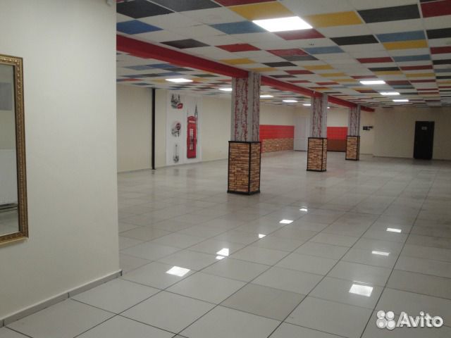 Помещение свободного назначения, 300 м²