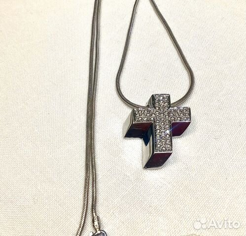 Золотой крест с бриллиантами на цепочке,экспертиза