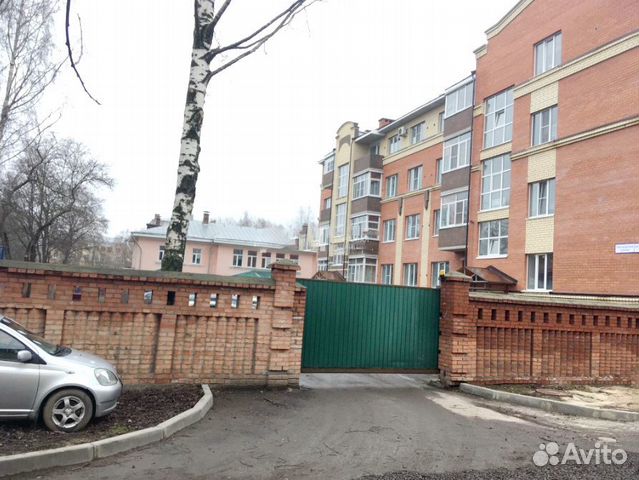 Помещения 686.6 м² + Участок 1705 м² Помещения 686.6 м² + Участок 1705 м²