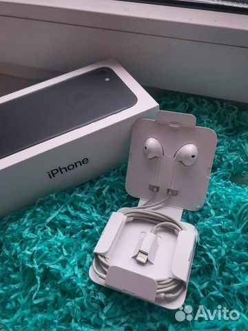 Наушники Apple EarPods Lightning Наушники Apple EarPods Lightning