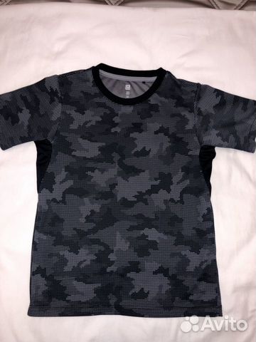 Uniqlo Футболка 140 см