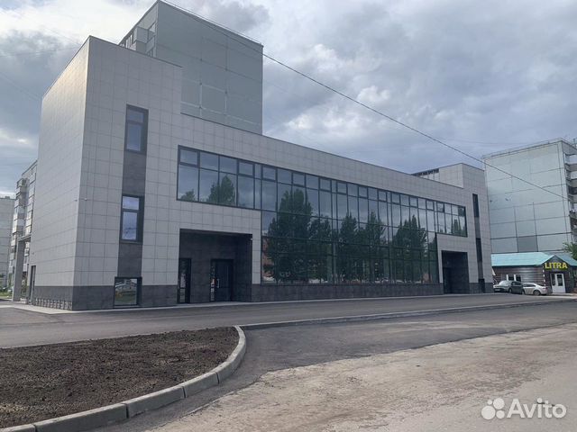 Помещение свободного назначения, 1800 м²