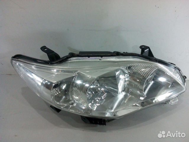 Фара правая toyota corolla 150 06-10 бу Фара правая toyota corolla 150 06-10 бу