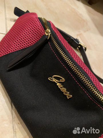 Сумка на пояс guess