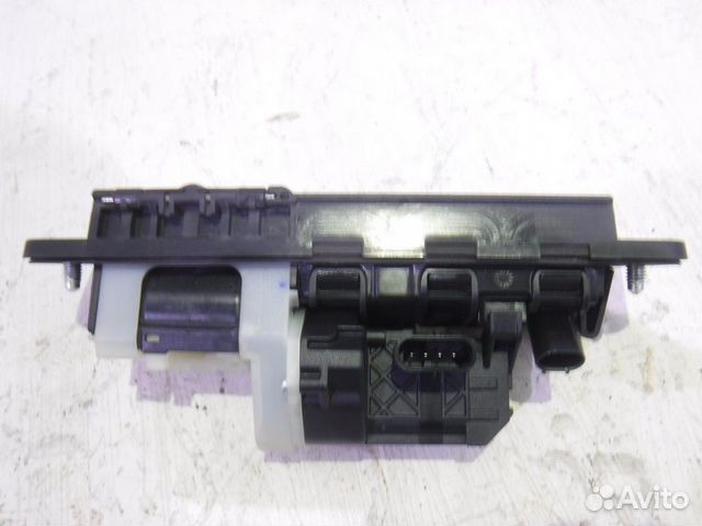 Ручка наружная крышки багажника Мерседес W222 S