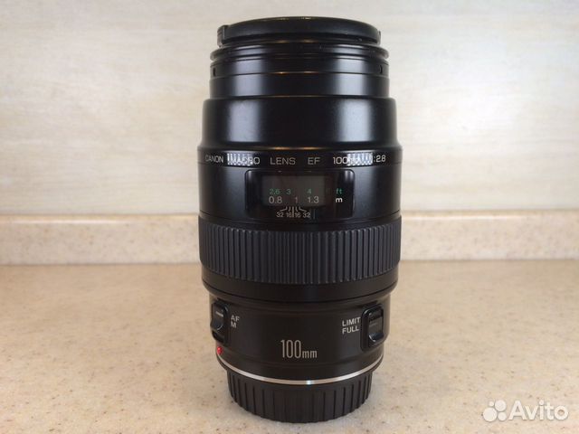 Canon EF 100mm 2.8 Macro (R15)