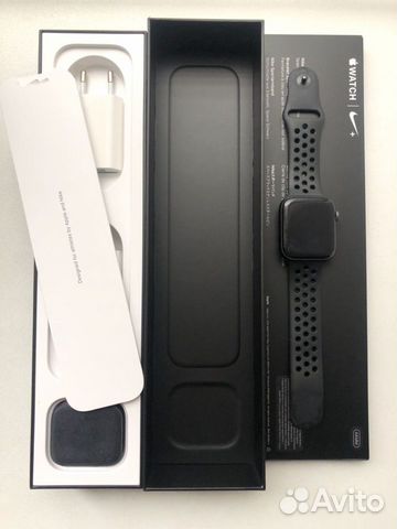 Apple watch S4 44