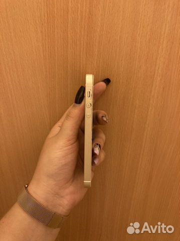 Телефон iPhone SE -64гб Телефон iPhone SE -64гб