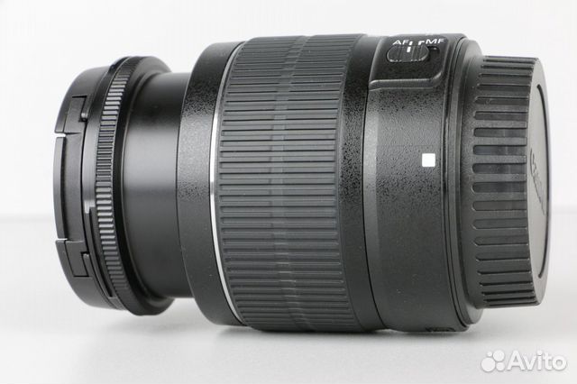 Canon EF-S 18-55mm f/3.5-5.6 III Canon EF-S 18-55mm f/3.5-5.6 III