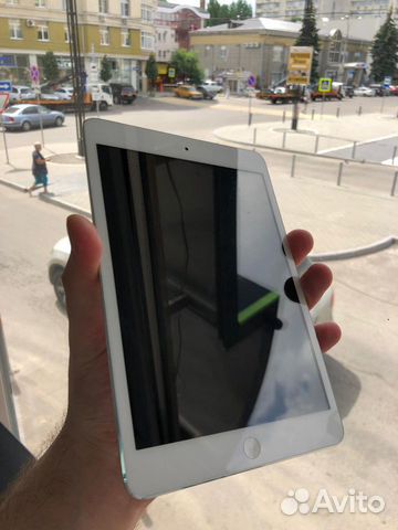 iPad Mini Wi-Fi / Cellular 16gb Silver