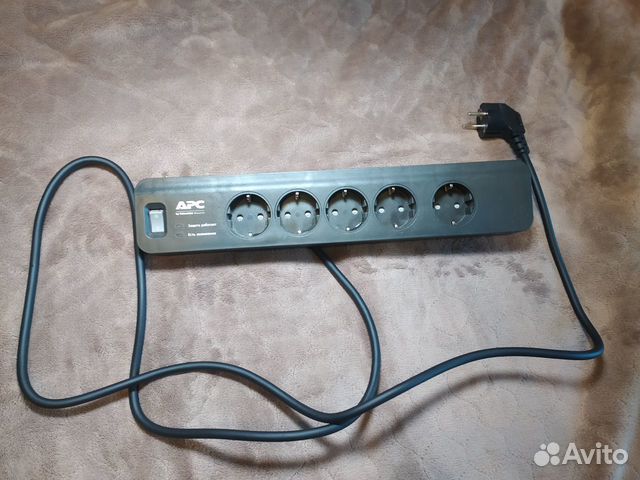 Сетевой фильтр APC (PM5B-RS) Сетевой фильтр APC (PM5B-RS)