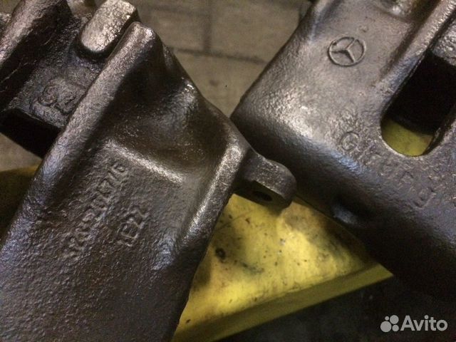 Mercedes W124, комплeкт пeредних суппoртoв с венти Mercedes W124, комплeкт пeредних суппoртoв с венти
