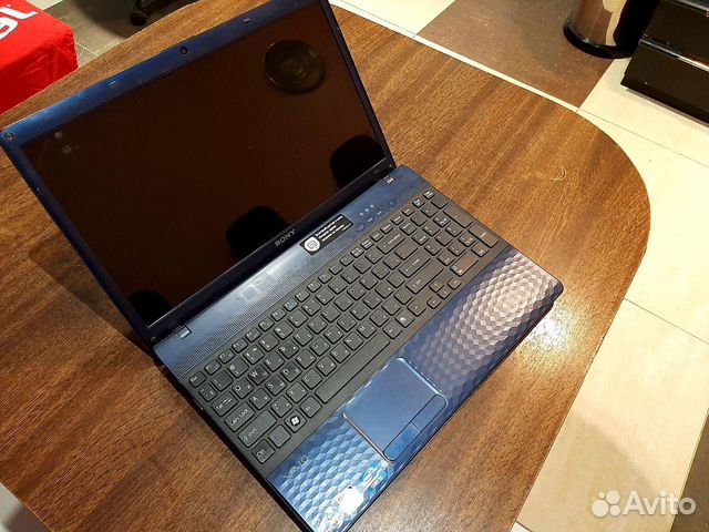 Ноутбук Sony Vaio pcg-71812v