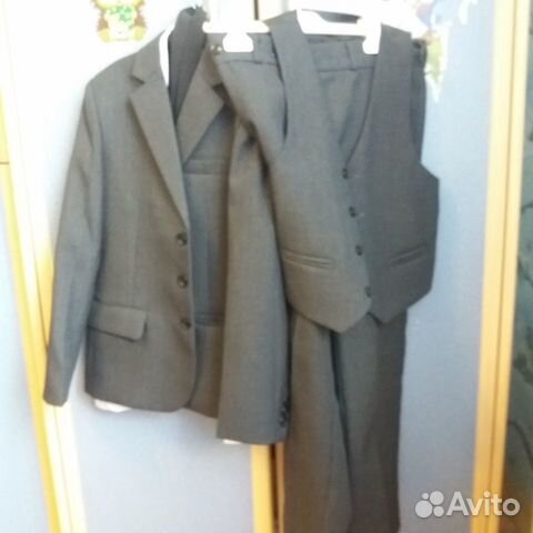 Новая школьная форма для мальчика серая р.128-134