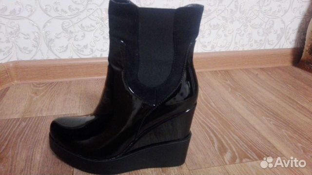 Сапожки женские